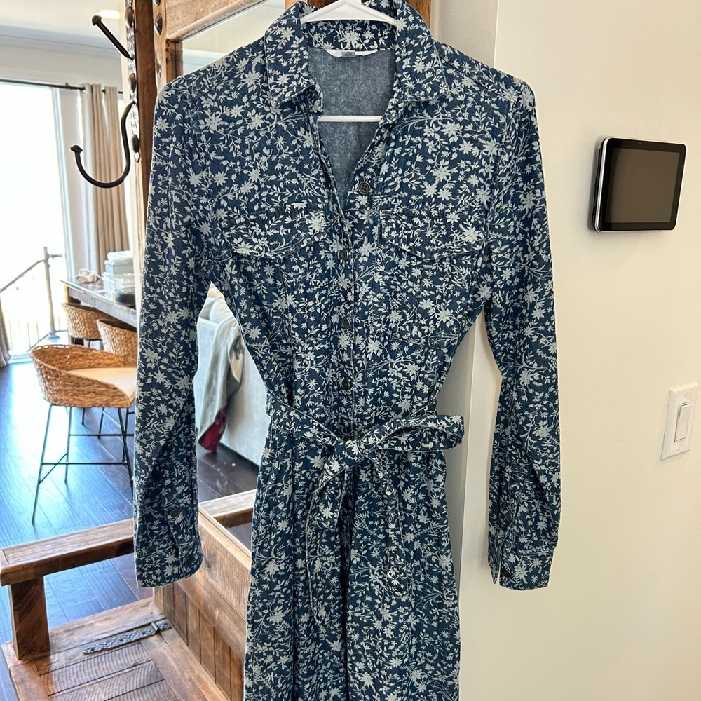 Time & Tru Denim Floral Utility Shirt Dress